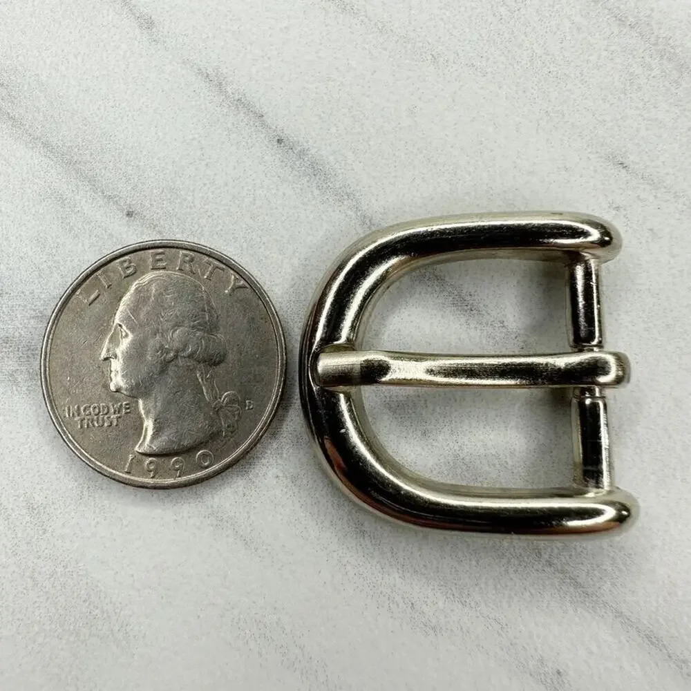 Small Silver Tone Simple Basic Belt Buckle